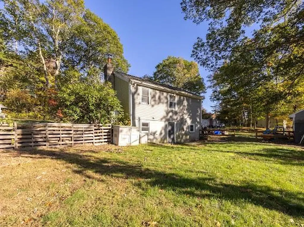 106 Echo Road Glocester RI 02814