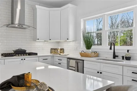 9 Stoneridge Road Smithfield RI 02917