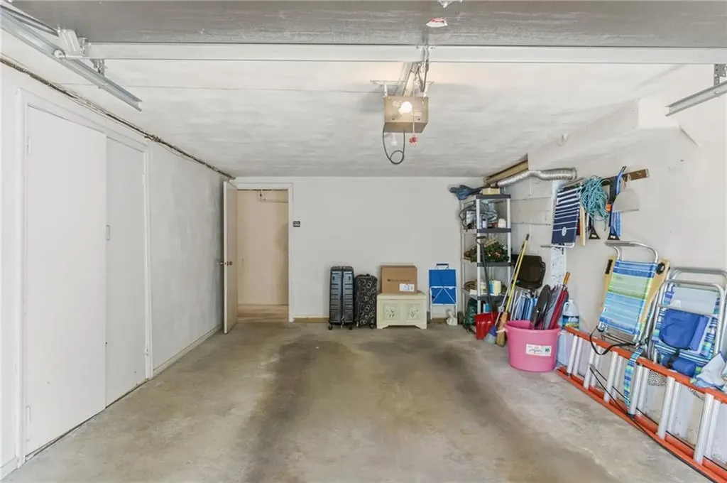 63 Esmond Street Smithfield RI 02917