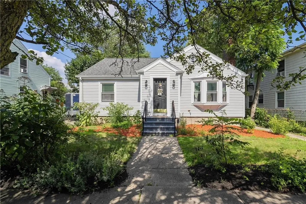 70 Brewster Street Pawtucket RI 02860