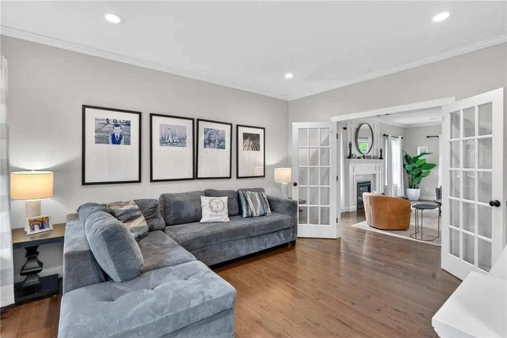 12 Vincent Way Cumberland RI 02864