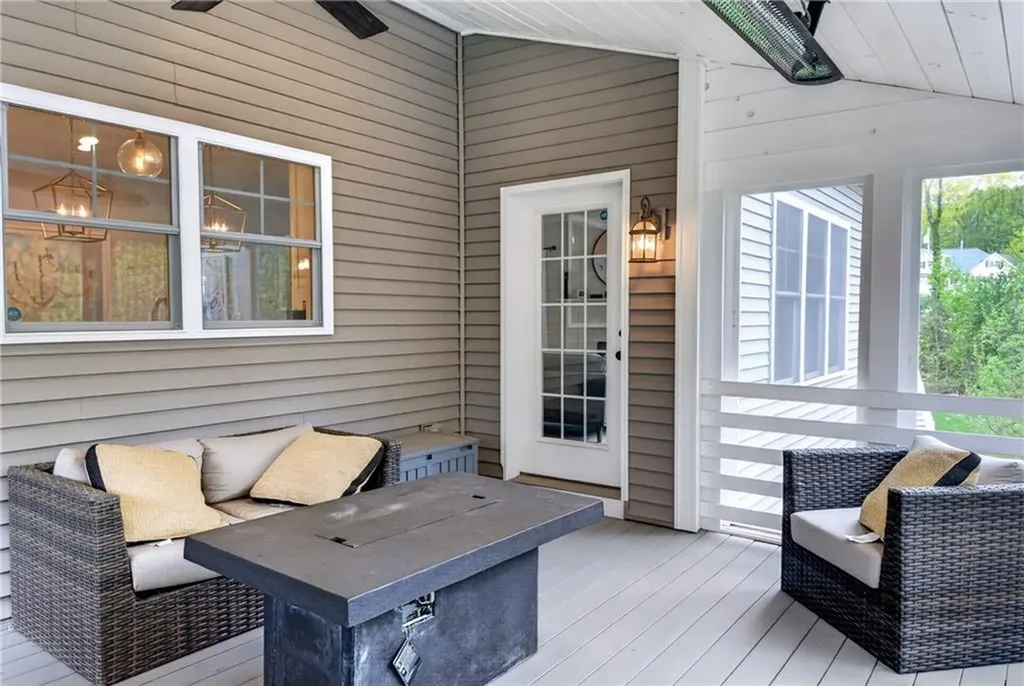 12 Vincent Way Cumberland RI 02864