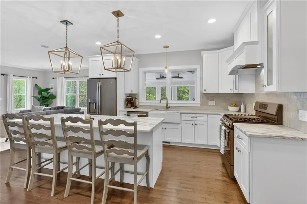 12 Vincent Way Cumberland RI 02864