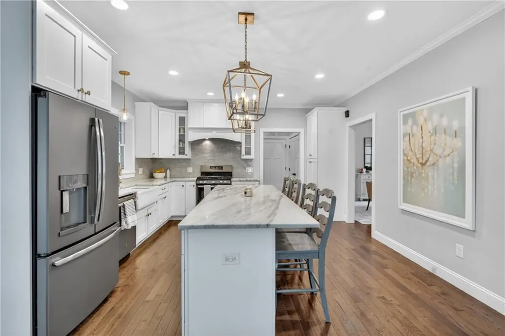 12 Vincent Way Cumberland RI 02864