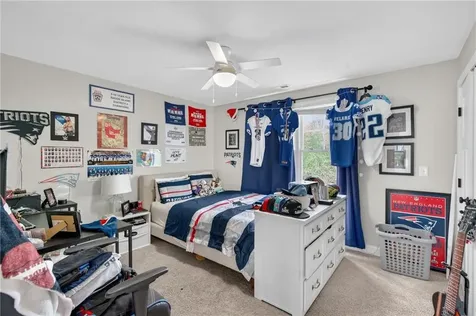 12 Vincent Way Cumberland RI 02864