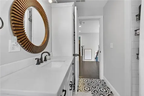 12 Vincent Way Cumberland RI 02864