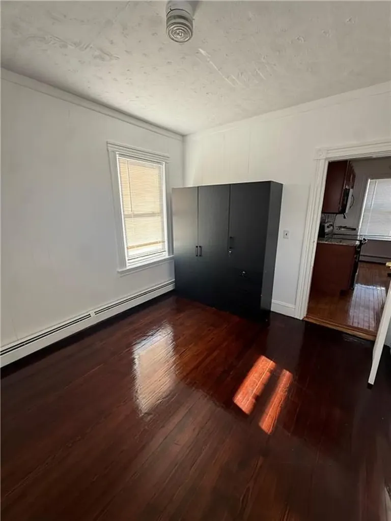 48 Kenwood Street Providence RI 02909