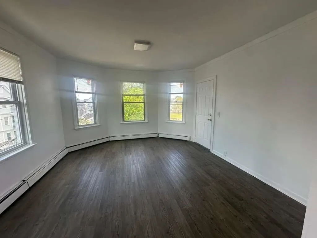 48 Kenwood Street Providence RI 02909