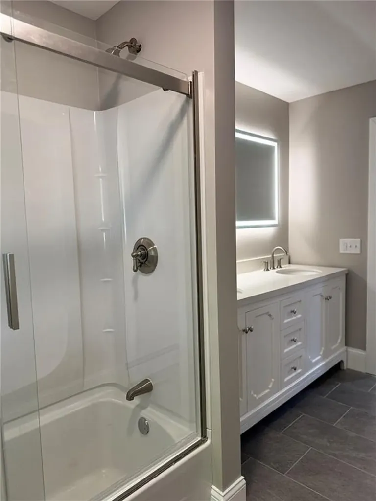 77 Ash Street Lincoln RI 02865