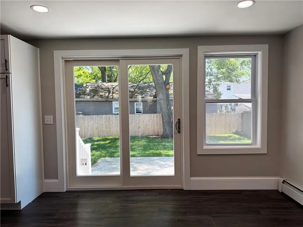 77 Ash Street Lincoln RI 02865