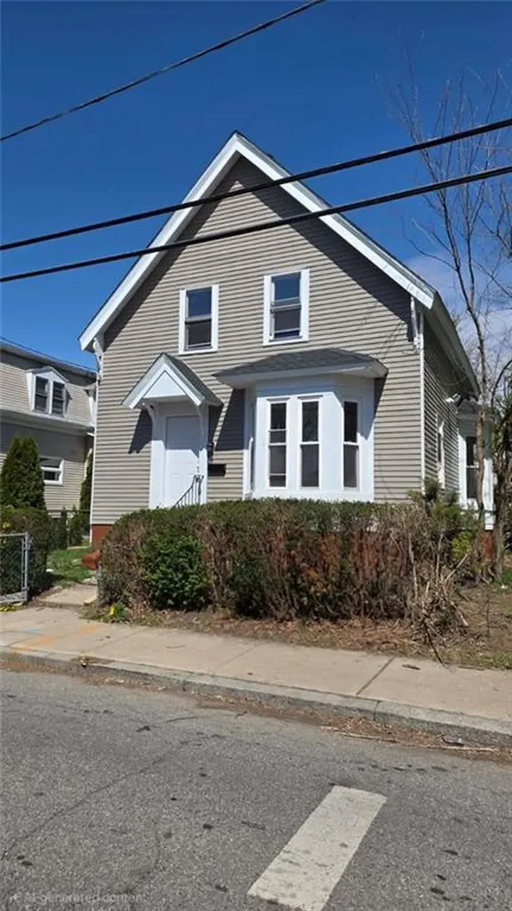 219 Lowell Avenue Providence RI 02909
