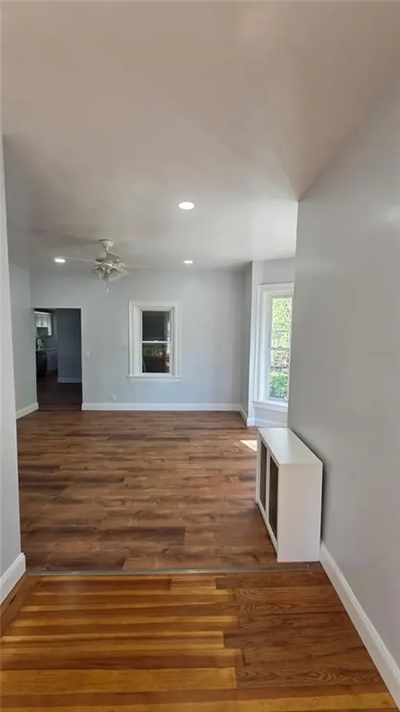 219 Lowell Avenue Providence RI 02909