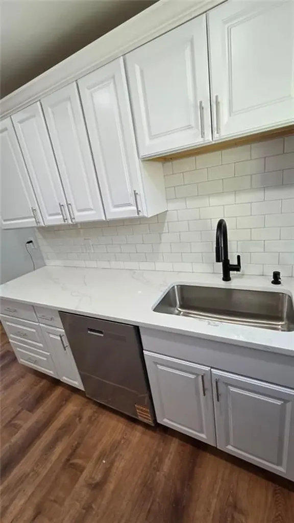 219 Lowell Avenue Providence RI 02909