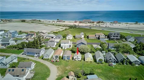 64 61 Burnside Avenue Narragansett RI 02882