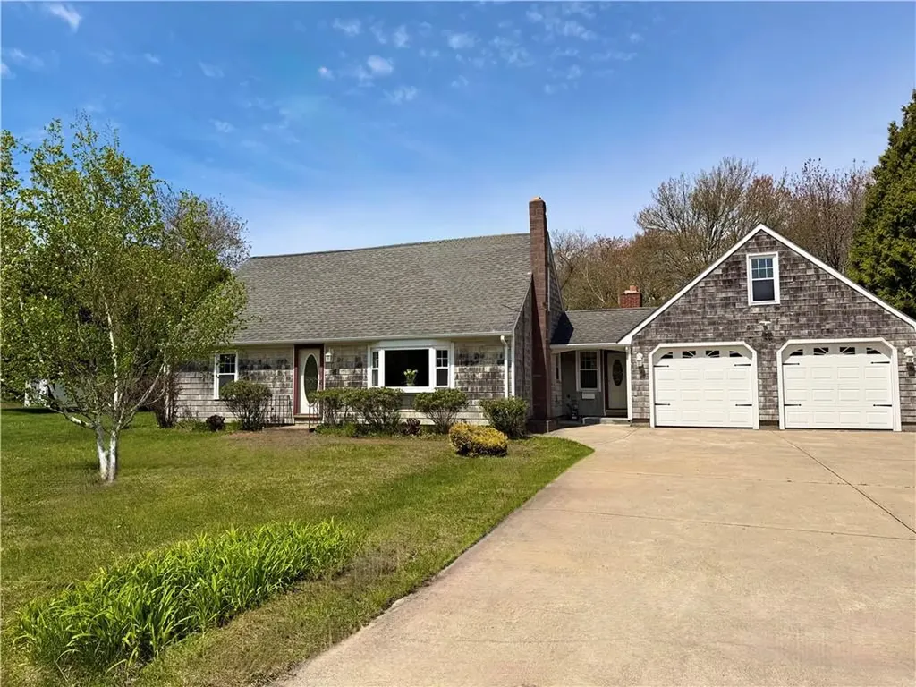 6 Lakewood Drive Narragansett RI 02882