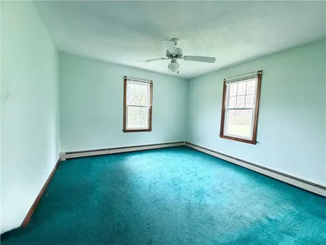 6 Lakewood Drive Narragansett RI 02882