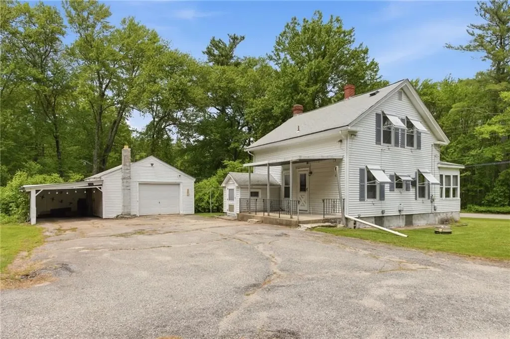 250 Spring Lake Road Burrillville RI 02826