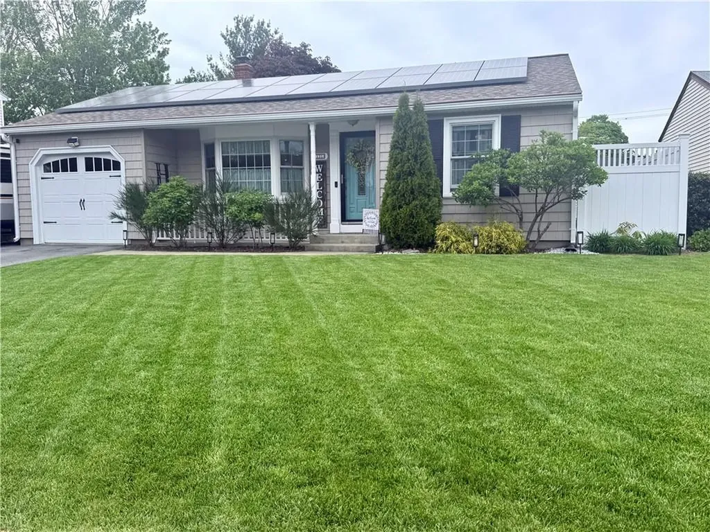131 Glen Meadows Drive Pawtucket RI 02861