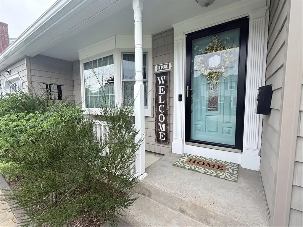 131 Glen Meadows Drive Pawtucket RI 02861