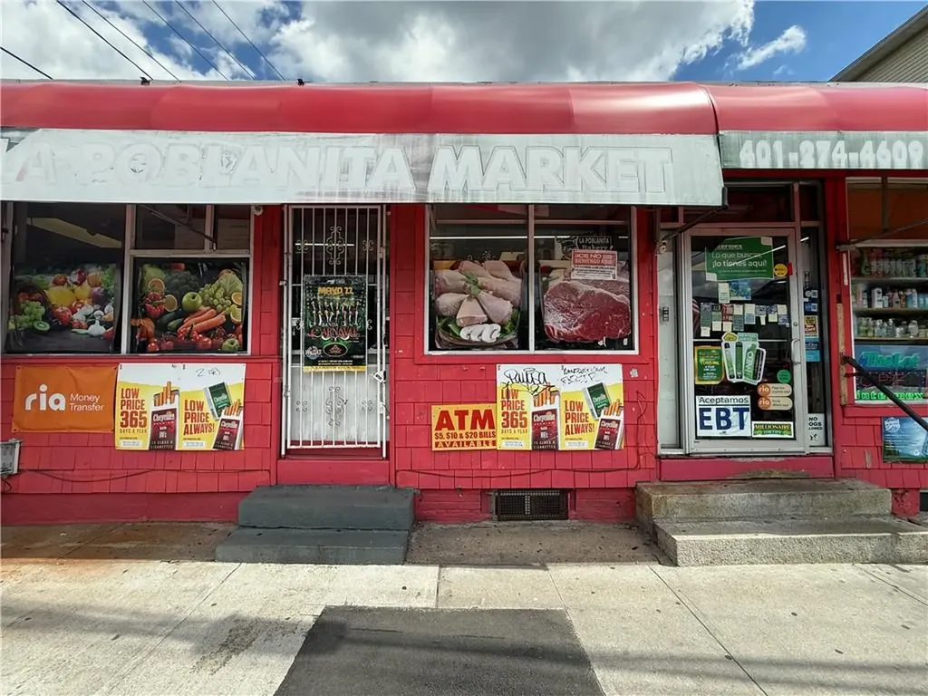 273 Academy Avenue Providence RI 02908