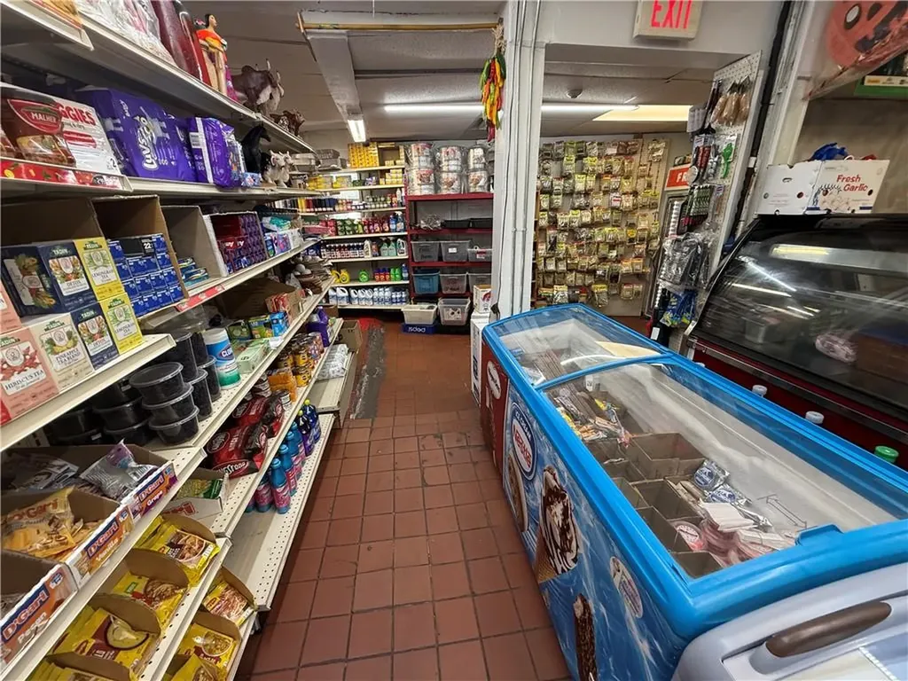 273 Academy Avenue Providence RI 02908