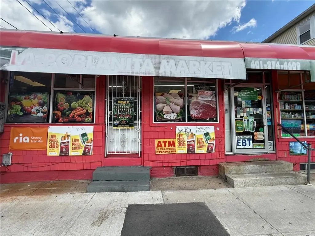 273 Academy Avenue Providence RI 02908