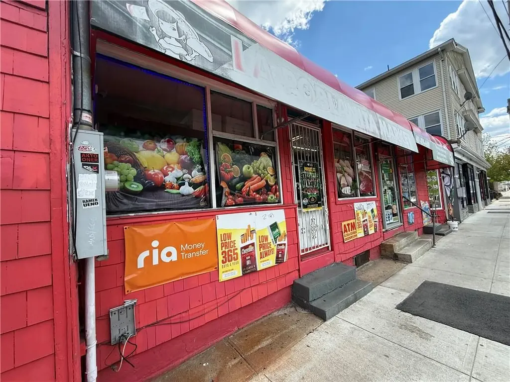 273 Academy Avenue Providence RI 02908