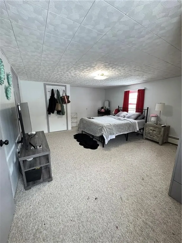 4 Dunbar Street Providence RI 02909