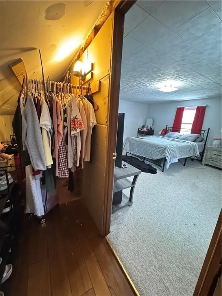 4 Dunbar Street Providence RI 02909