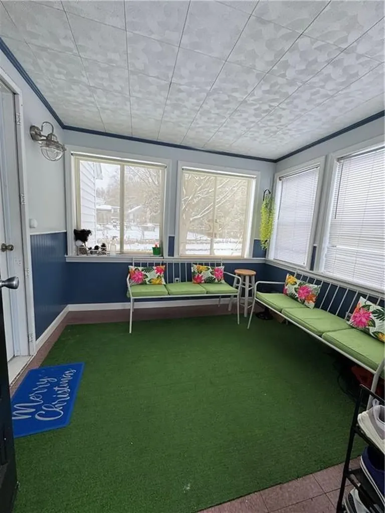 4 Dunbar Street Providence RI 02909