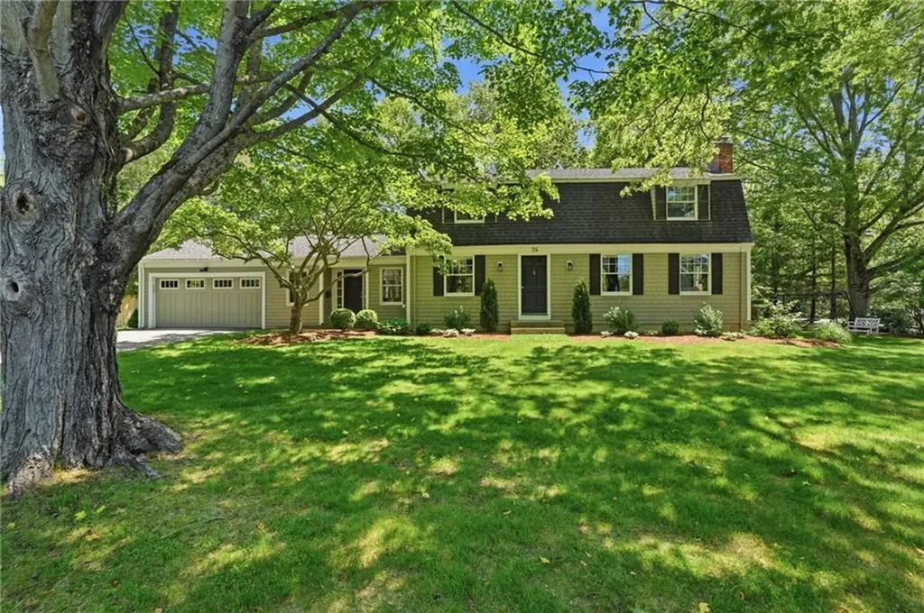 24 Wildflower Road Barrington RI 02806