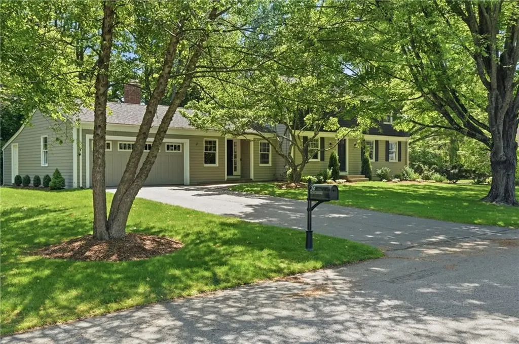 24 Wildflower Road Barrington RI 02806
