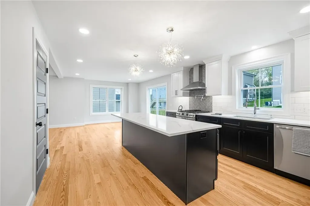212 St Louis Avenue Woonsocket RI 02895