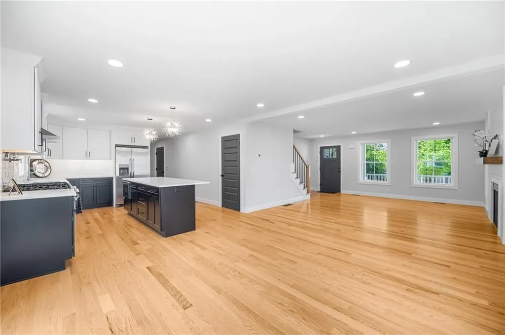 212 St Louis Avenue Woonsocket RI 02895