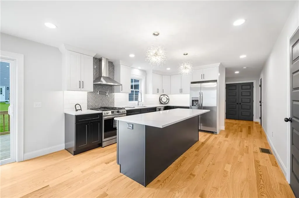 212 St Louis Avenue Woonsocket RI 02895