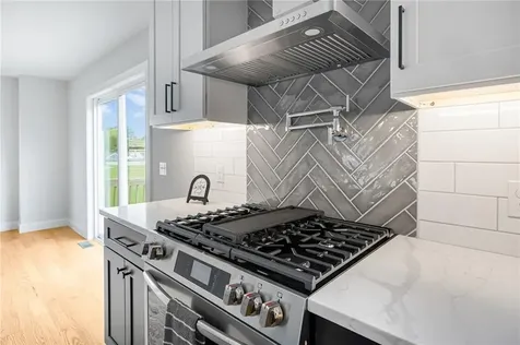 212 St Louis Avenue Woonsocket RI 02895