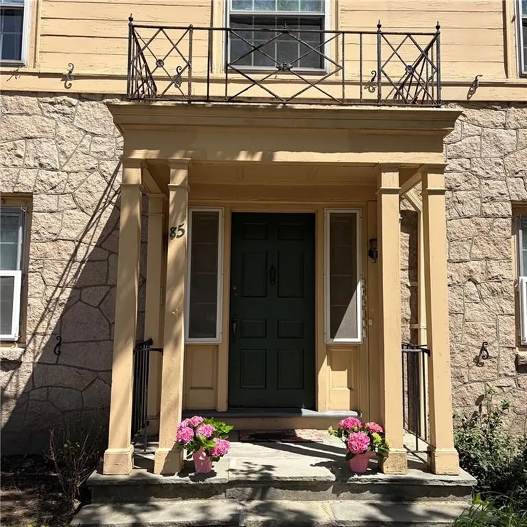 85 Governor Street Providence RI 02906