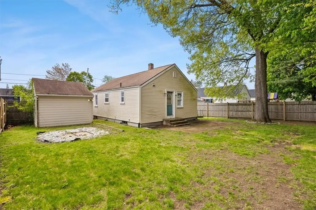 15 Community Road Warwick RI 02889
