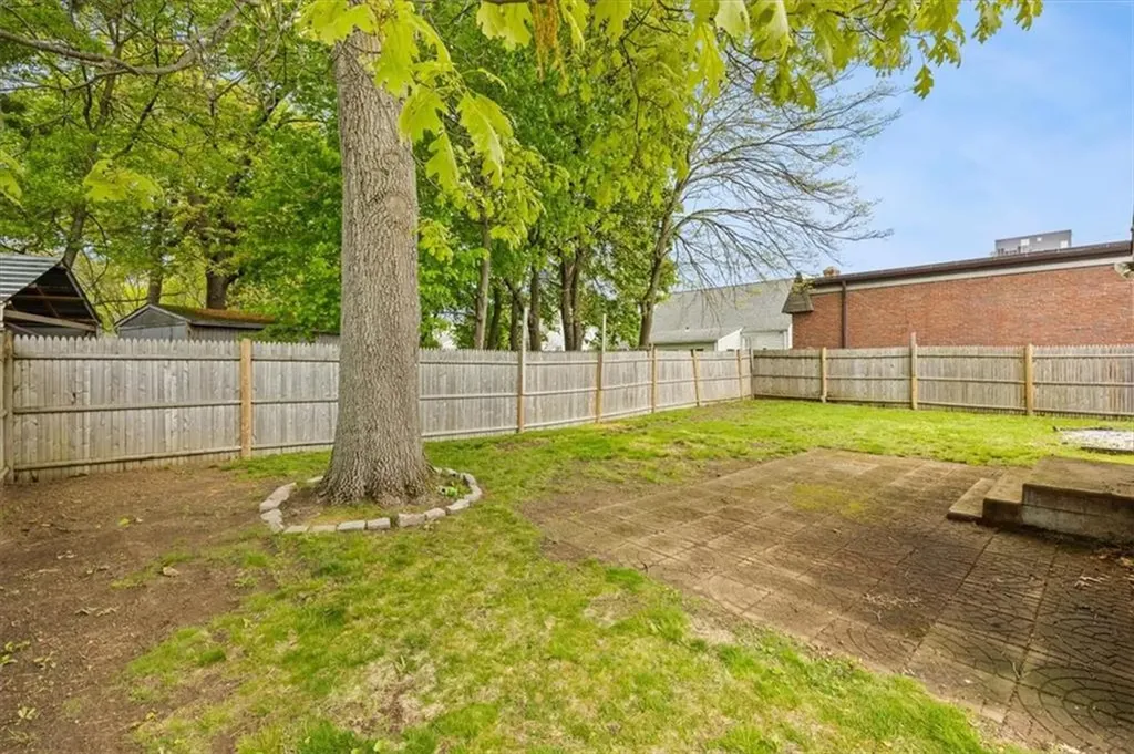 15 Community Road Warwick RI 02889