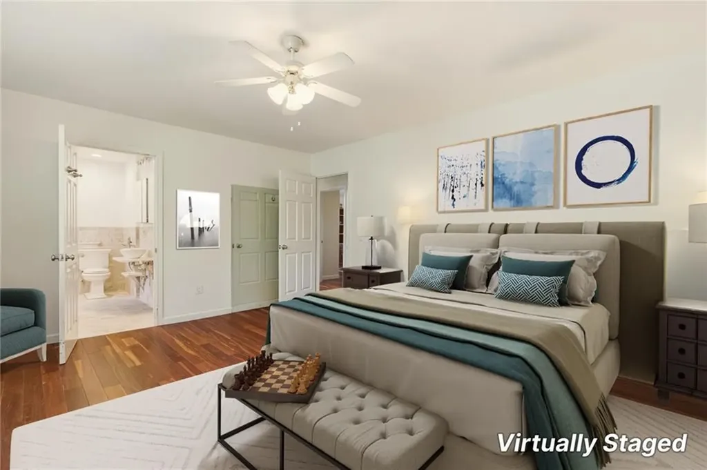 81 Seapowet Avenue Tiverton RI 02878