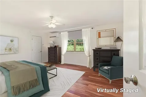 81 Seapowet Avenue Tiverton RI 02878