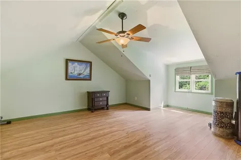 81 Seapowet Avenue Tiverton RI 02878