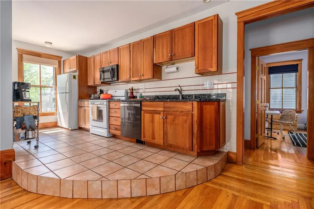 24 Wood Street Providence RI 02909