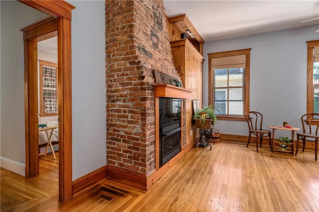 24 Wood Street Providence RI 02909