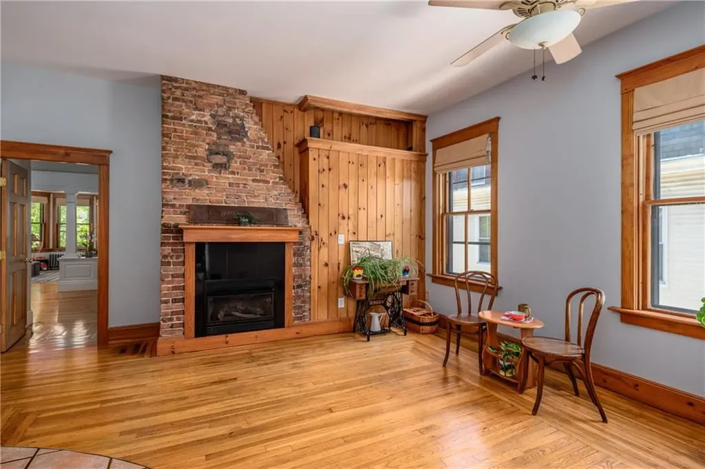 24 Wood Street Providence RI 02909