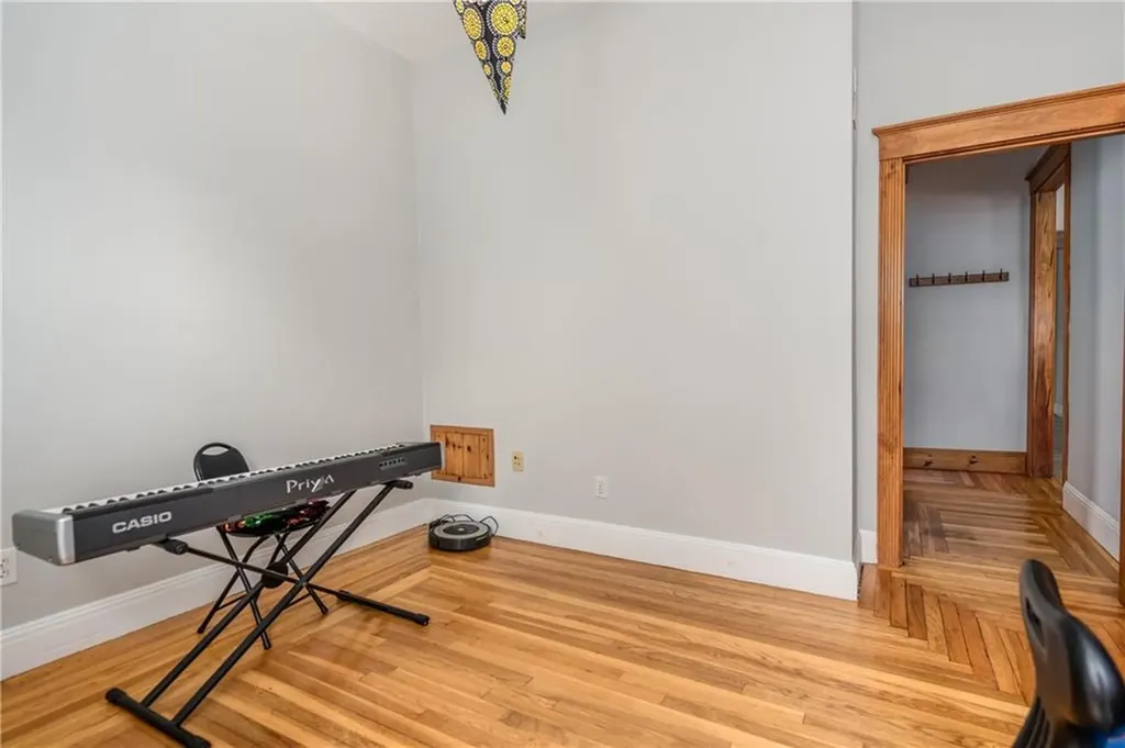 24 Wood Street Providence RI 02909
