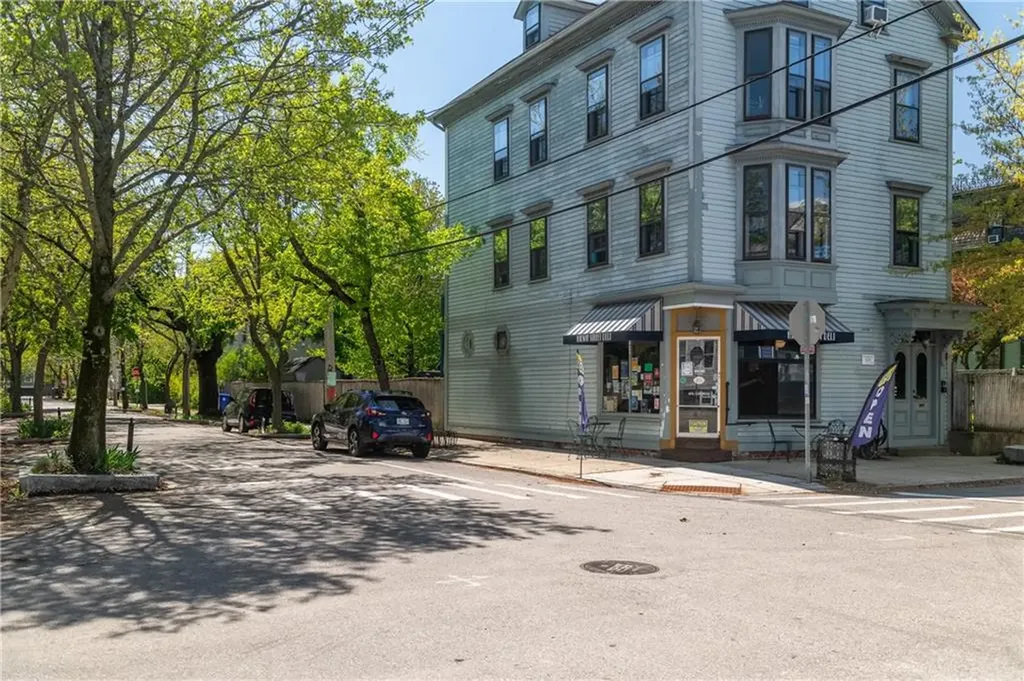 24 Wood Street Providence RI 02909