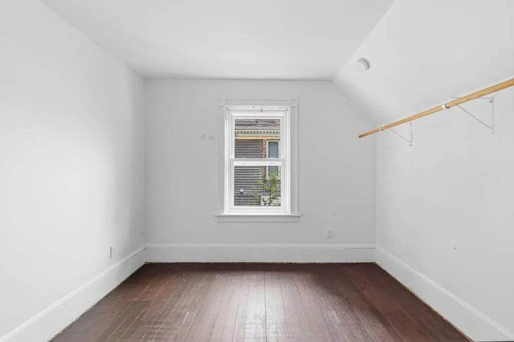 165 Briggs Street Providence RI 02905