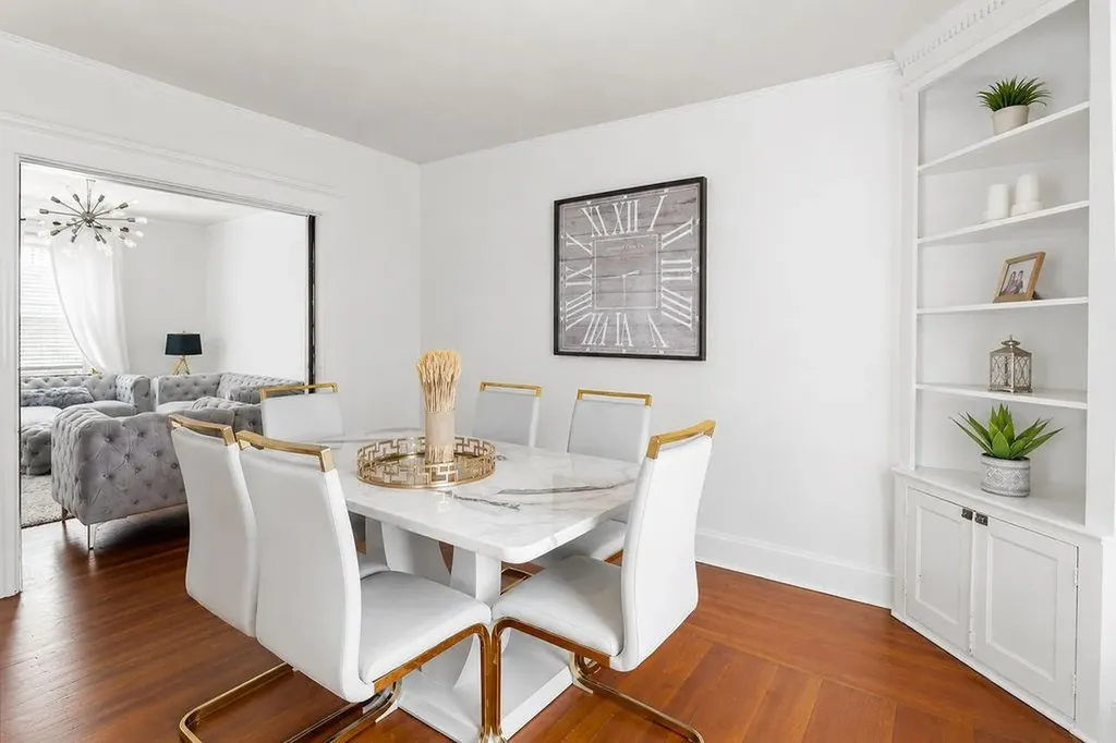 165 Briggs Street Providence RI 02905