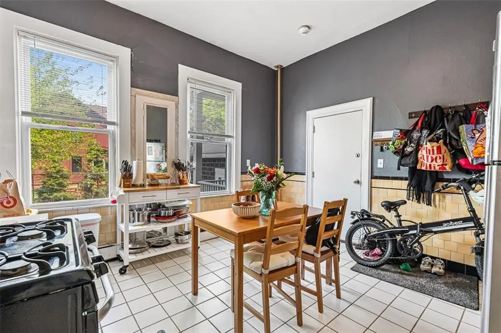 124 126 Vinton Street Providence RI 02909